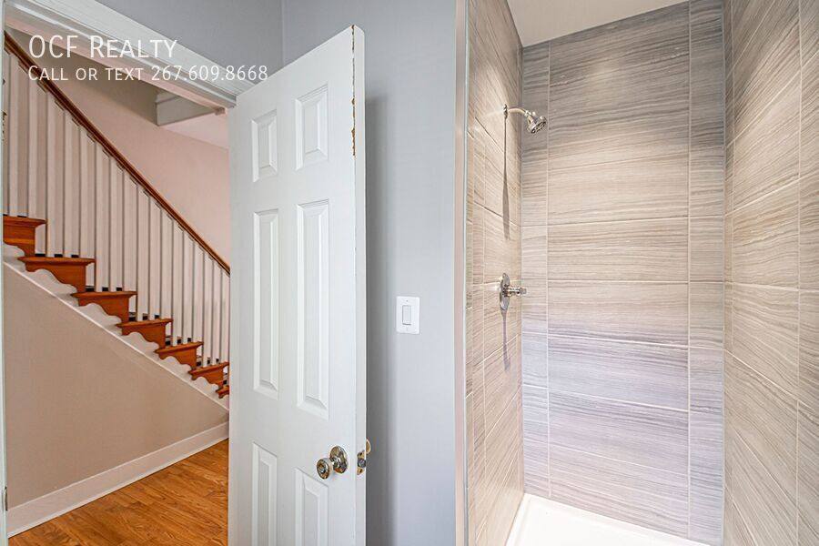 House for rent at 615 S Lecount St, Philadelphia, PA 19146