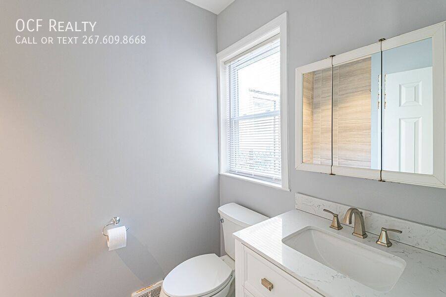 House for rent at 615 S Lecount St, Philadelphia, PA 19146