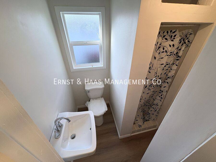 Apartment for rent at 15334 Orizaba Ave #B, Paramount, CA 90723