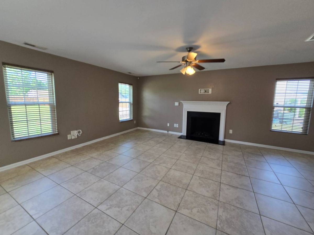 House for rent at 2012 Sir Michael Dr, Hope Mills, NC 28348