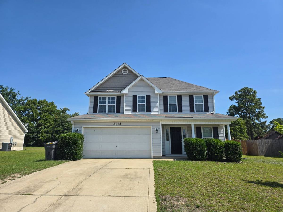 House for rent at 2012 Sir Michael Dr, Hope Mills, NC 28348