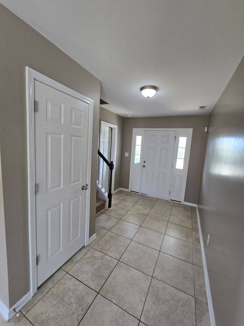 House for rent at 2012 Sir Michael Dr, Hope Mills, NC 28348