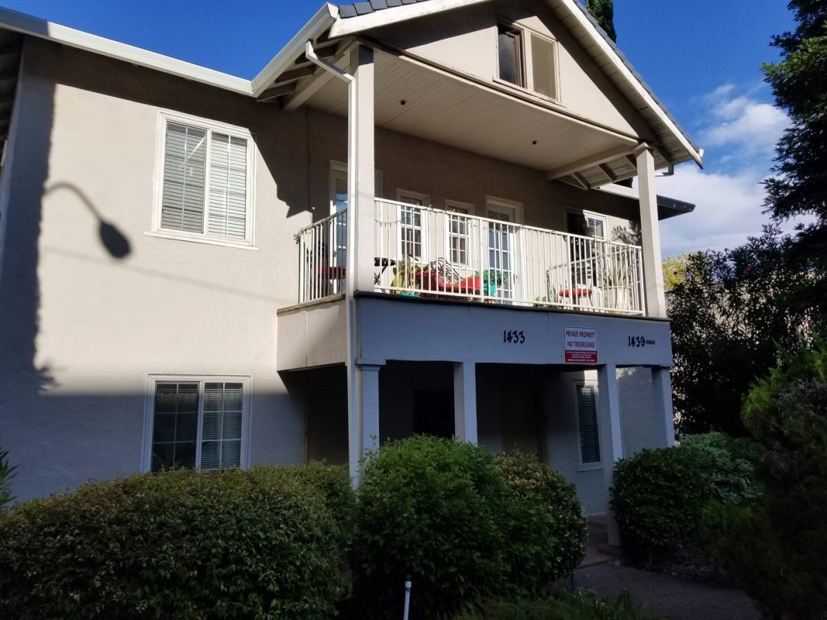 Apartment for rent at 1433 Court St, Redding, CA 96001