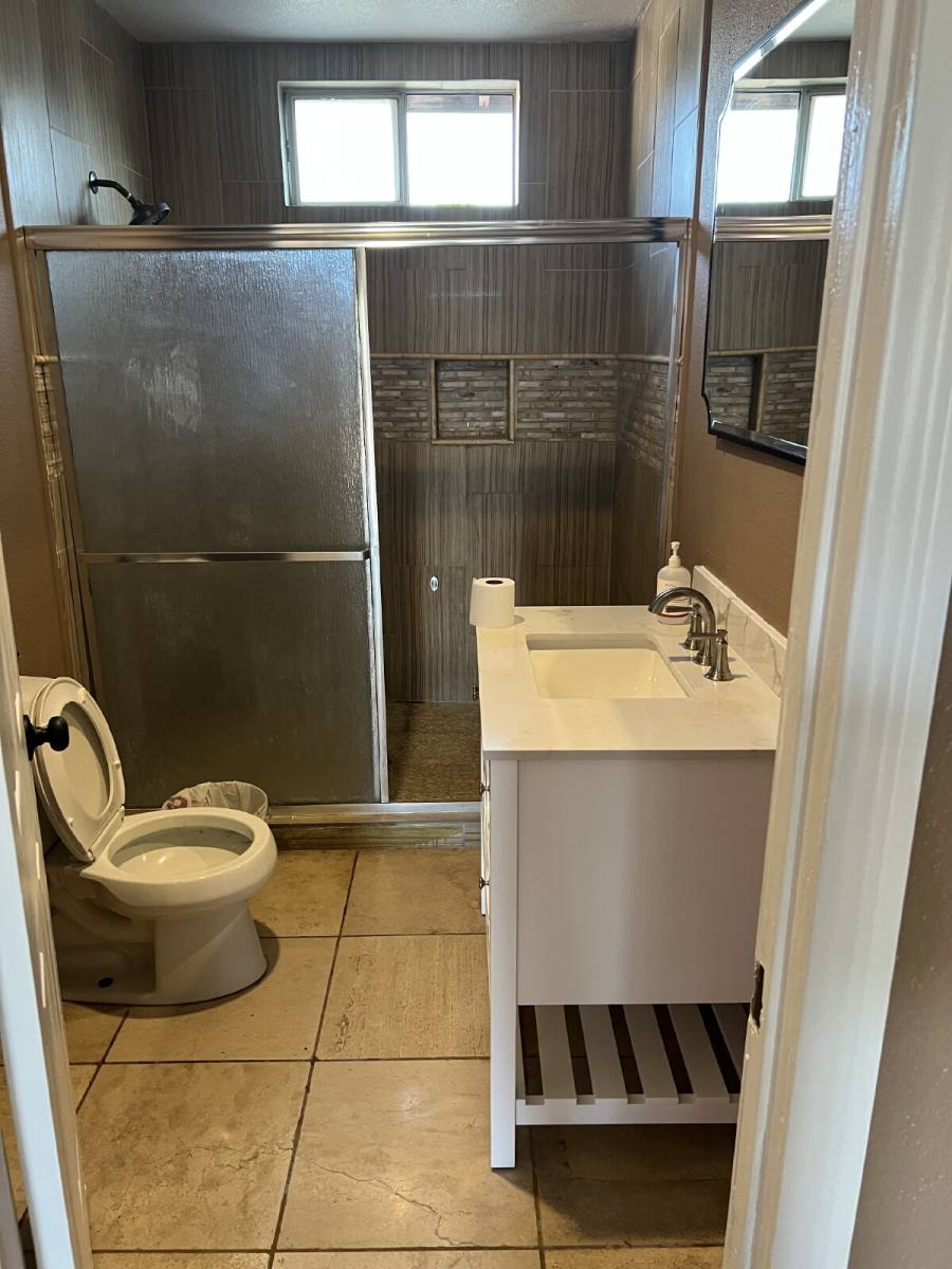 House for rent at 943 W C St, Colton, CA 92324
