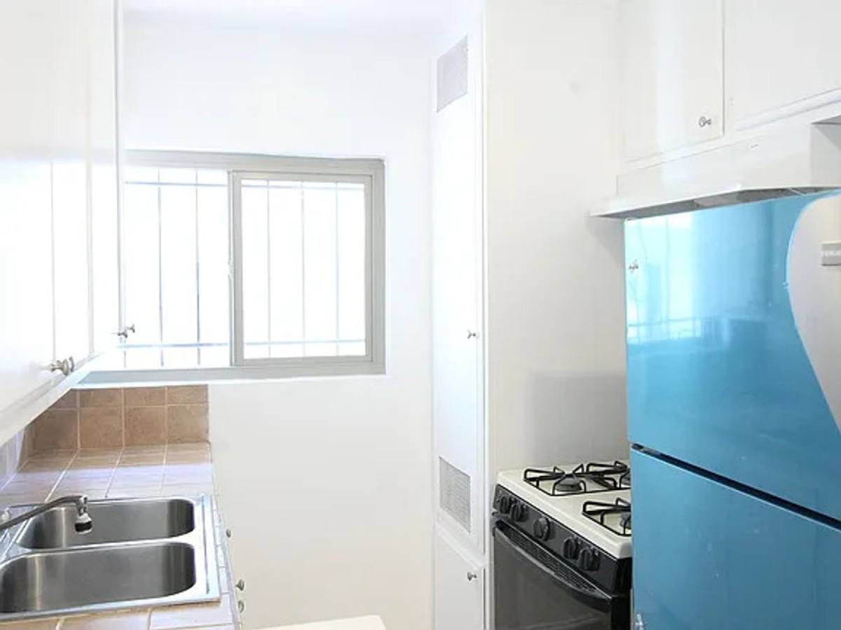 Apartment for rent at 1226 N Commonwealth, Los Angeles, CA 90029