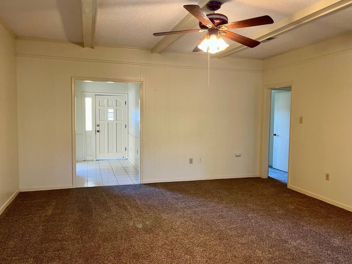 House for rent at 5629 Loranger Dr, Baton Rouge, LA 70809