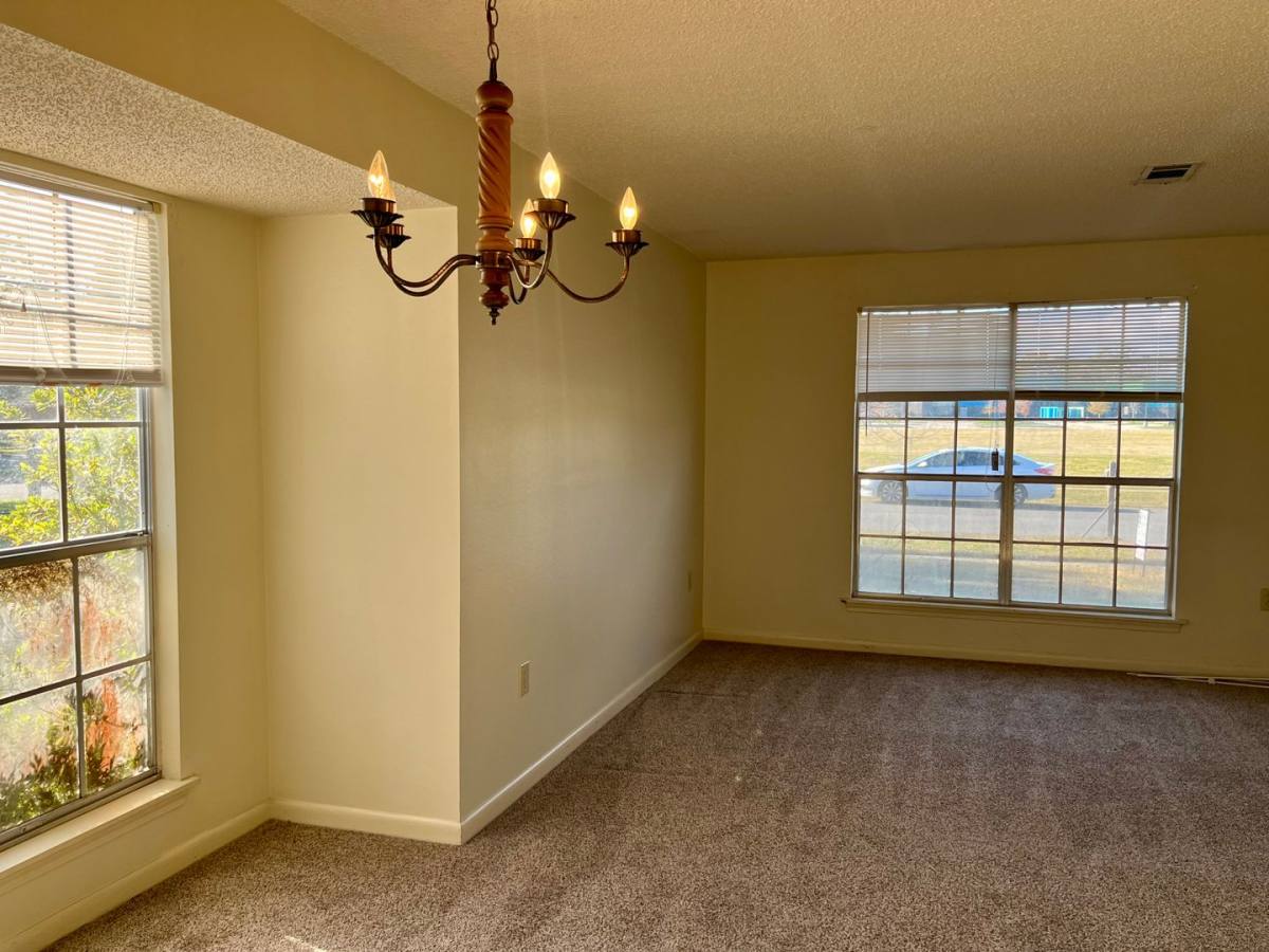 House for rent at 5629 Loranger Dr, Baton Rouge, LA 70809
