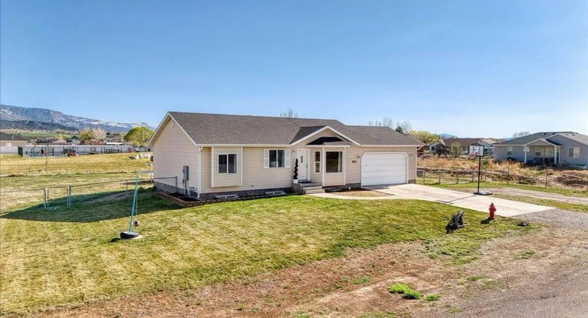 House for rent at 810 E Homestead Blvd, Cedar City, UT 84721