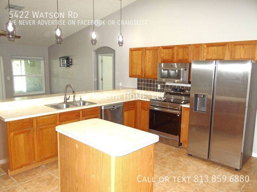 House for rent at 5422 Watson Rd, Riverview, FL 33578