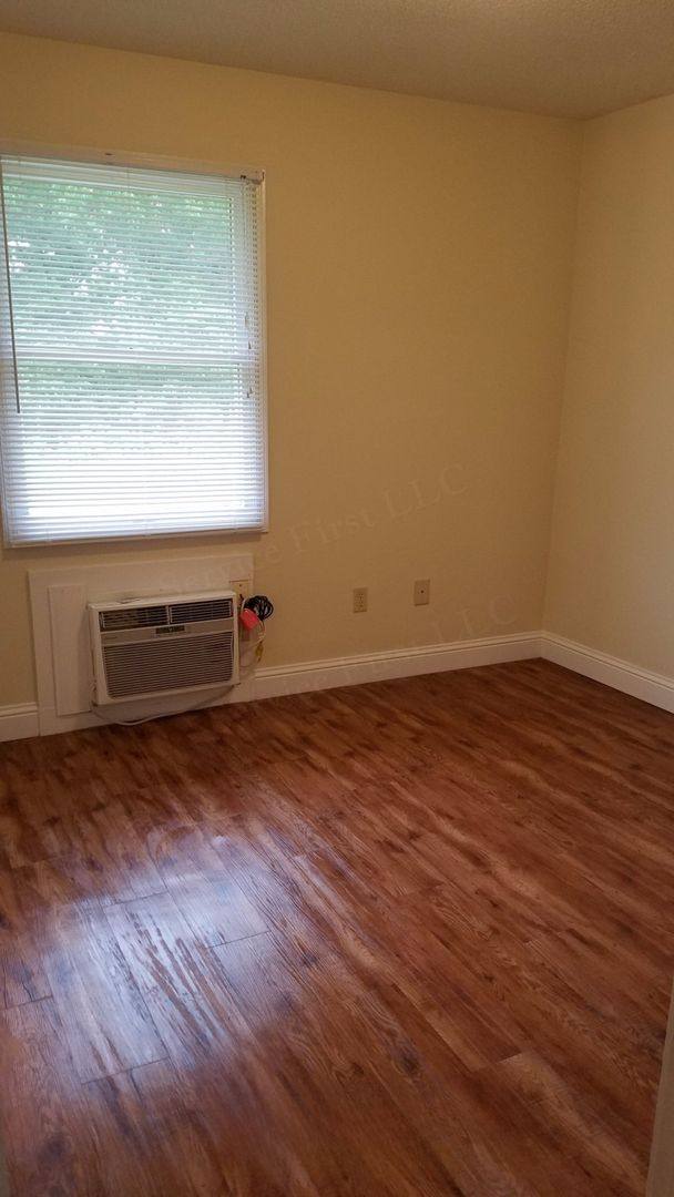 Apartment for rent at 15974 Co Rd, Dexter, MO 63841