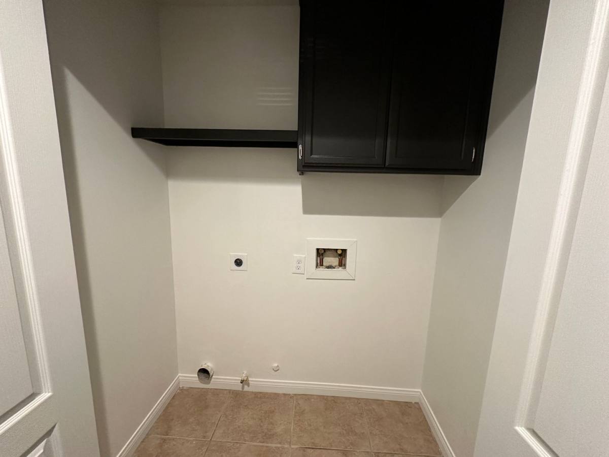 Apartment for rent at 3433 Rustic Meadow, Bakersfield, CA 93308
