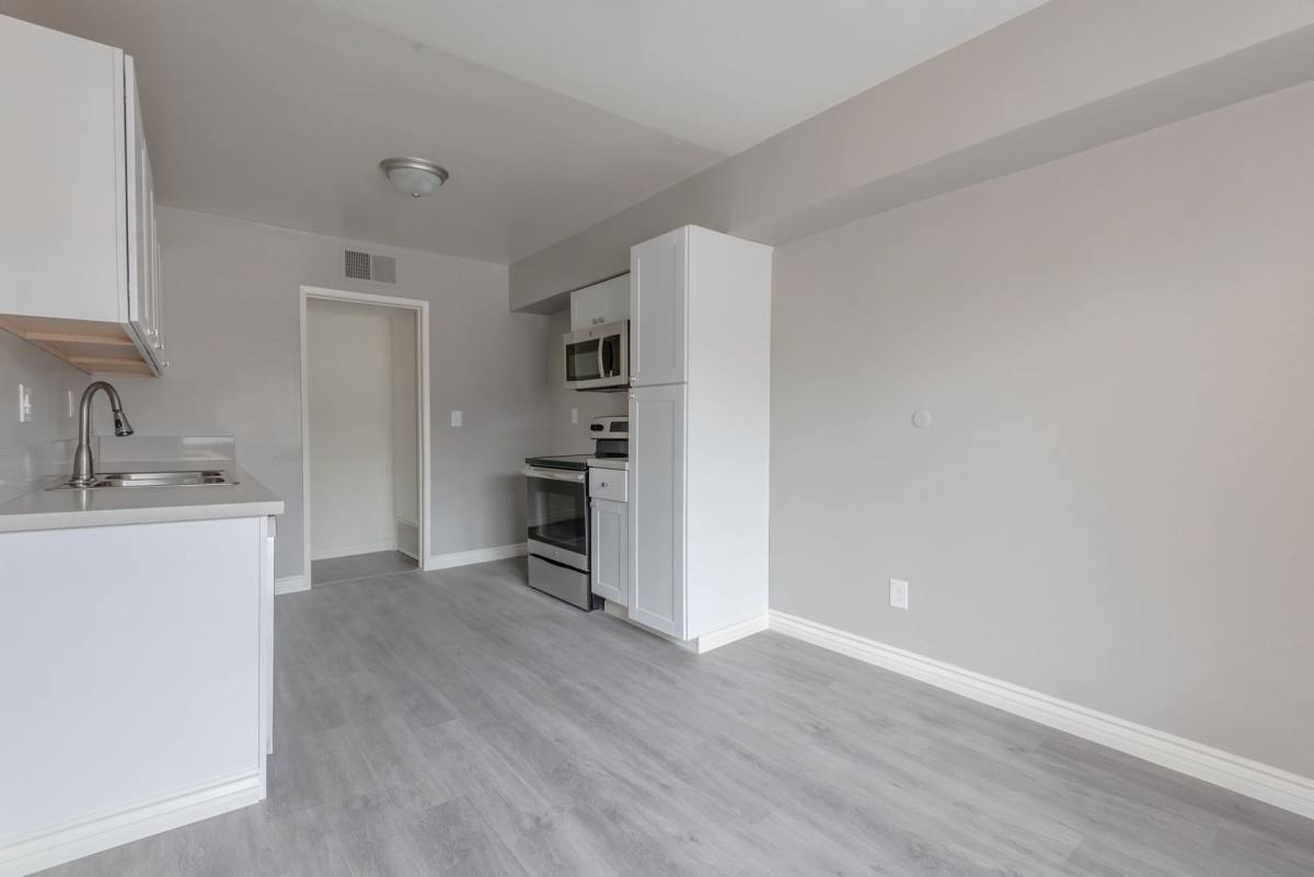 Apartment for rent at 10741 Moorpark St, North Hollywood, CA 91602