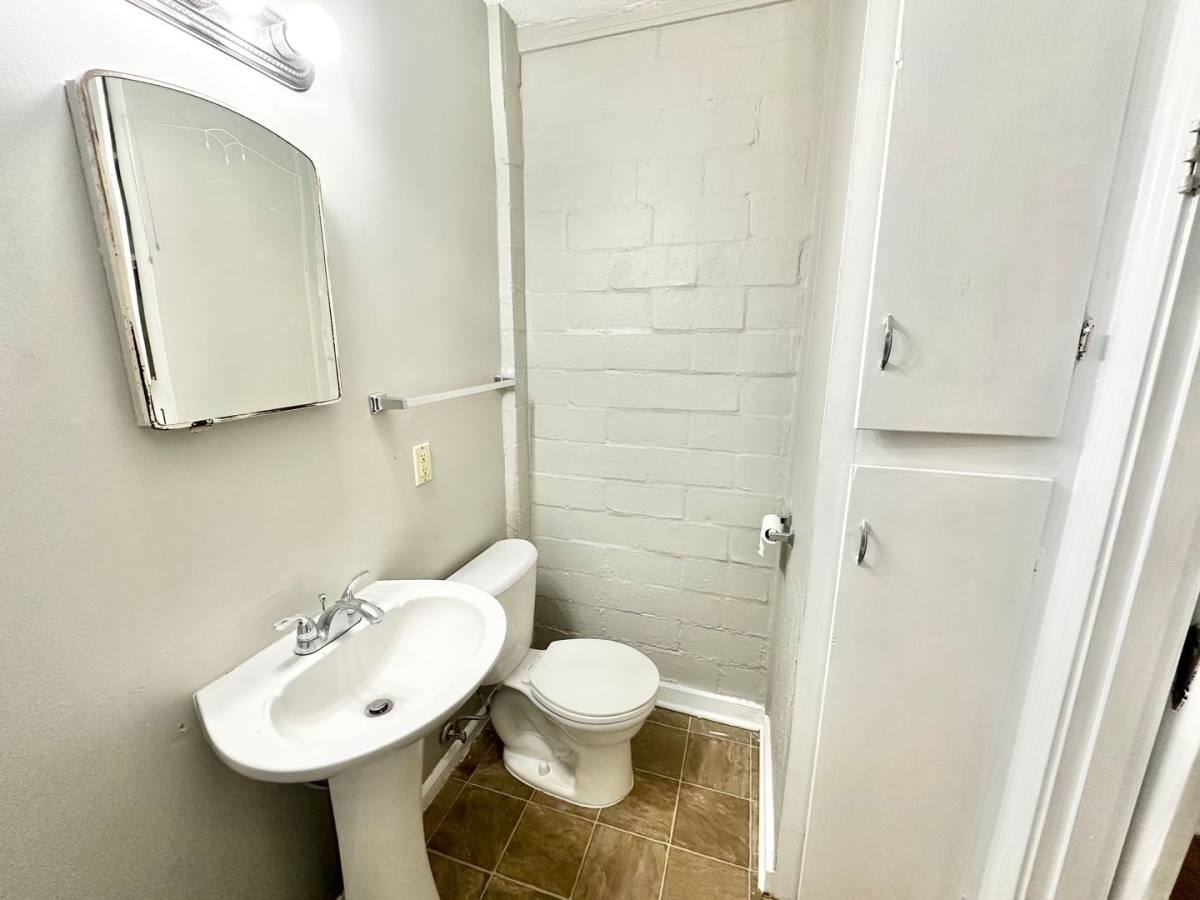 Apartment for rent at 2615 N Elm St, Denton, TX 76201