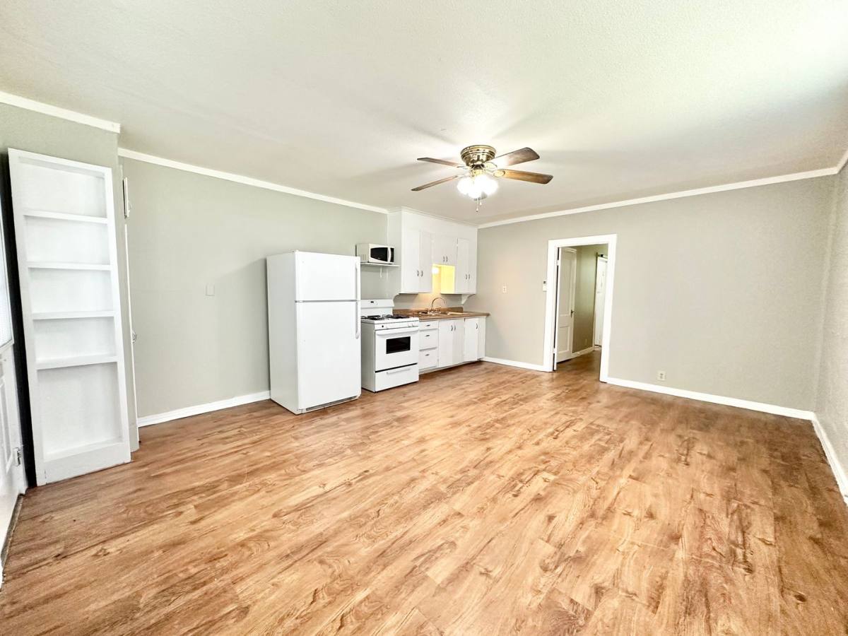 Apartment for rent at 2615 N Elm St, Denton, TX 76201
