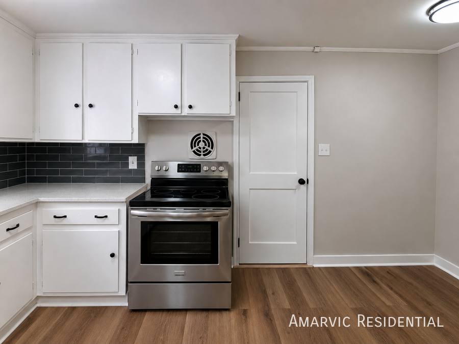 Apartment for rent at 1107 College St #C, Kinston, NC 28501