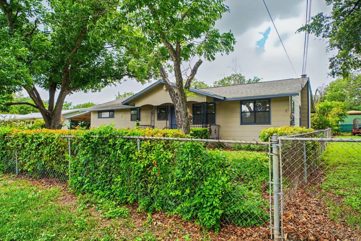 House for rent at 12715 Middle Lane, San Antonio, TX 78217