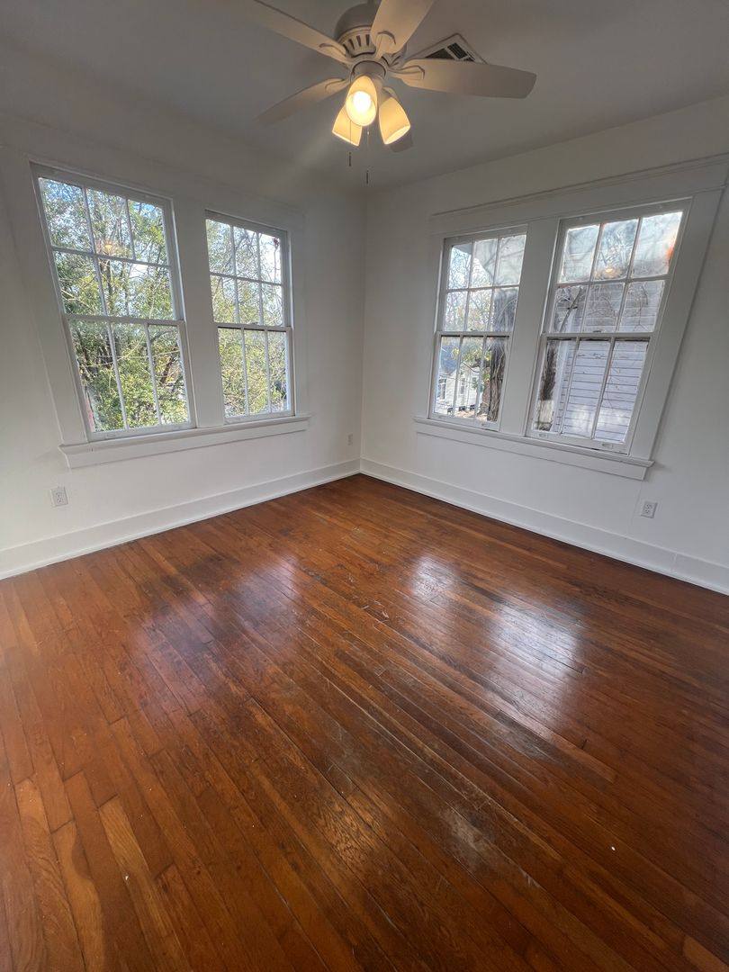 Townhouse for rent at 2205 - 2207 Broadway St, New Orleans, LA 70118
