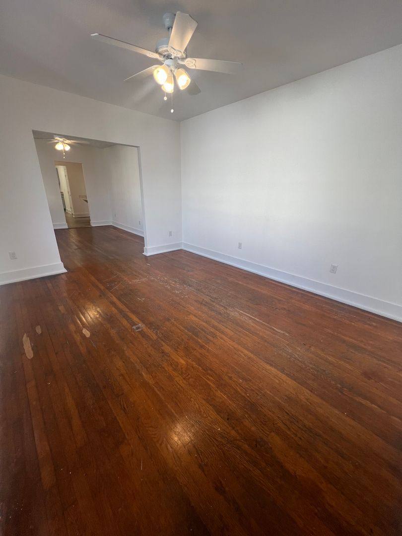 Townhouse for rent at 2205 - 2207 Broadway St, New Orleans, LA 70118
