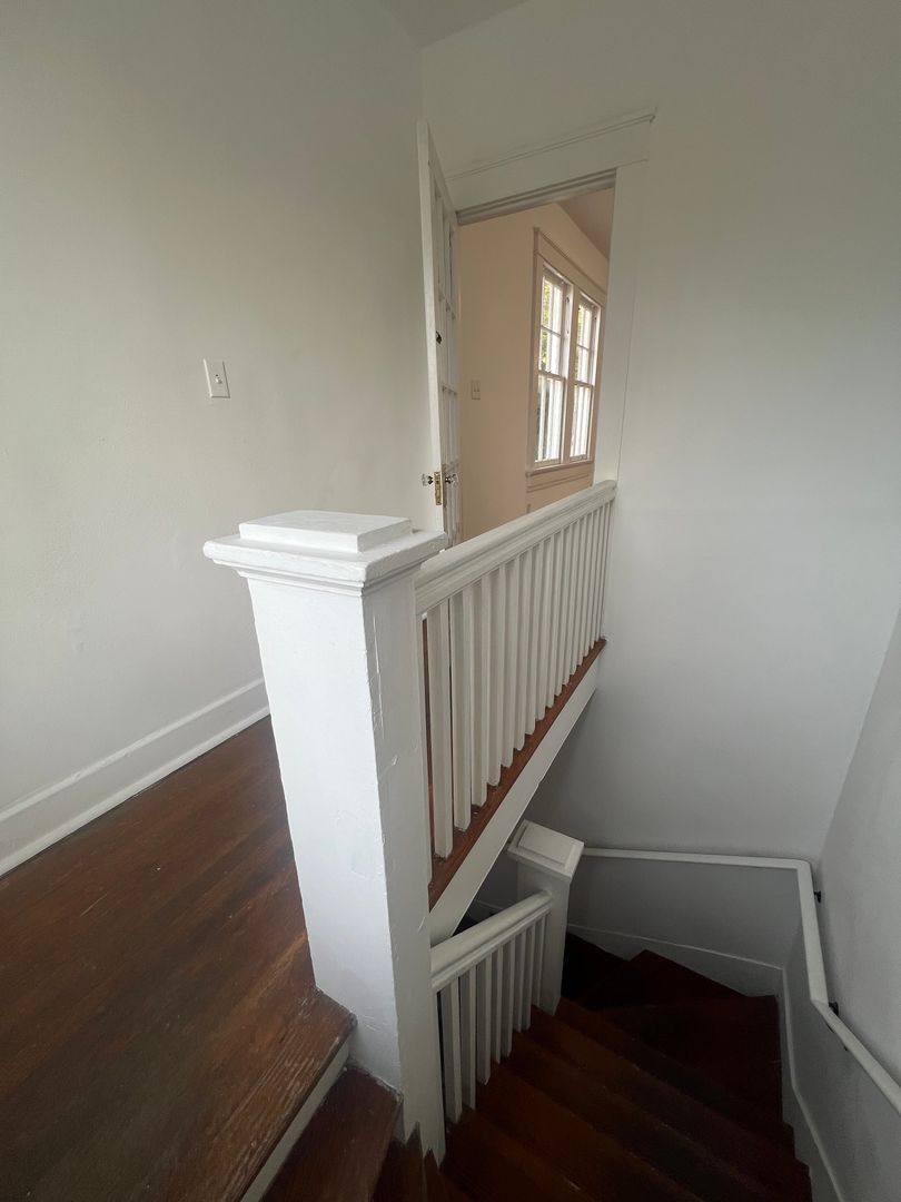 Townhouse for rent at 2205 - 2207 Broadway St, New Orleans, LA 70118