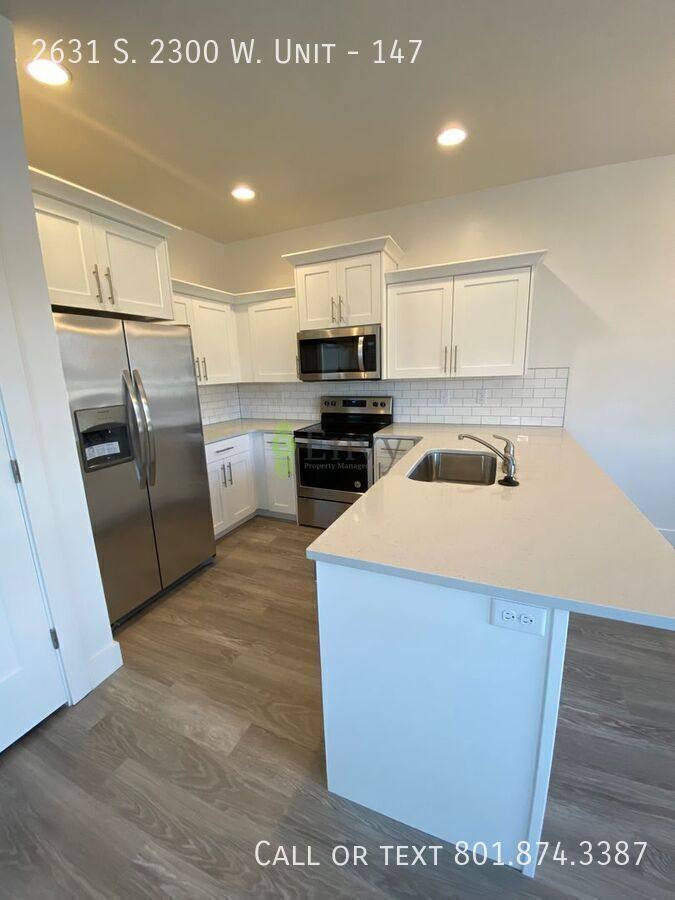 Townhouse for rent at 2631 S 2300 W #147, Ogden, UT 84401