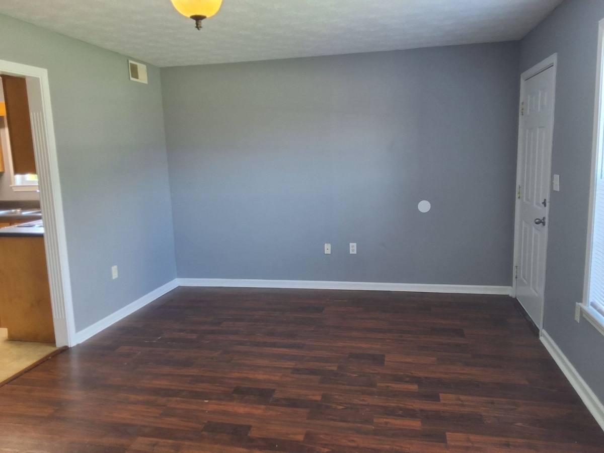 Apartment for rent at 111 Kenilworth Court, Radcliff, KY 40160