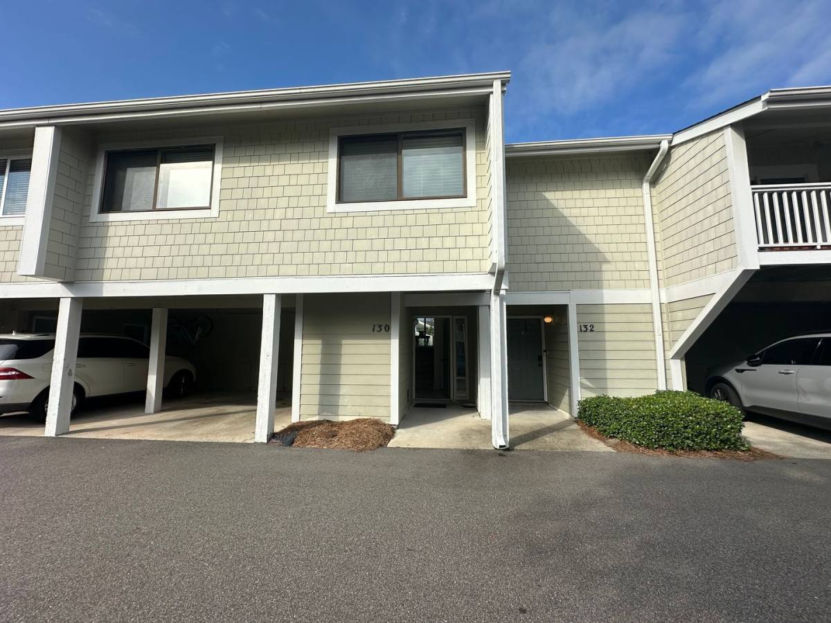 Townhouse for rent at 130 Driftwood, Wrightsville Beach, NC 28480