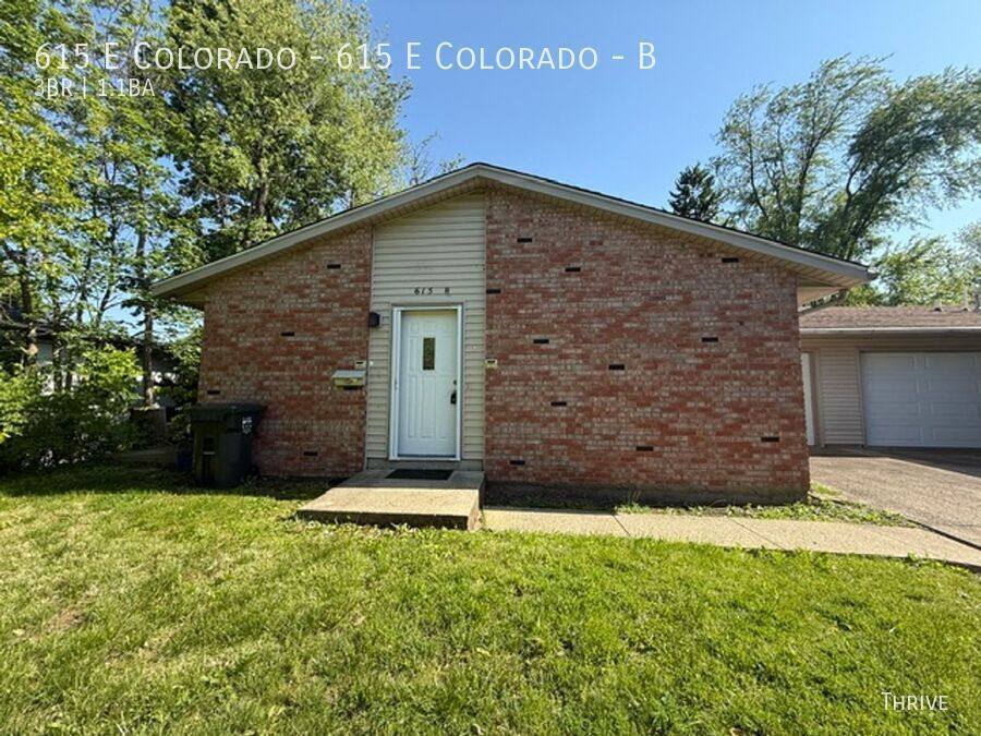 Apartment for rent at 615 E Colorado #B, Urbana, IL 61801