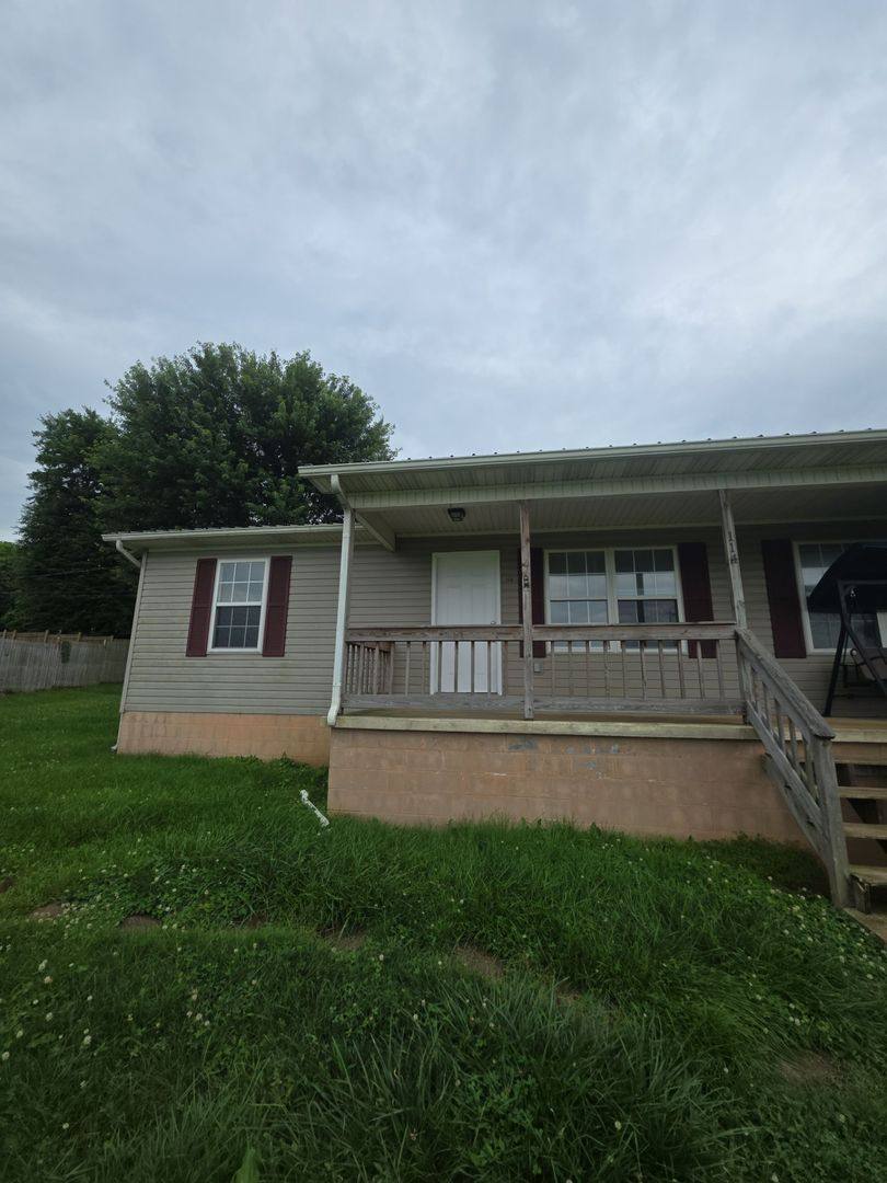 Apartment for rent at 114 Judah Dr, Sparta, TN 38583