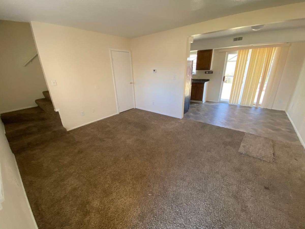 Townhouse for rent at 1221 W Breckinridge Dr, Mexico, MO 65265