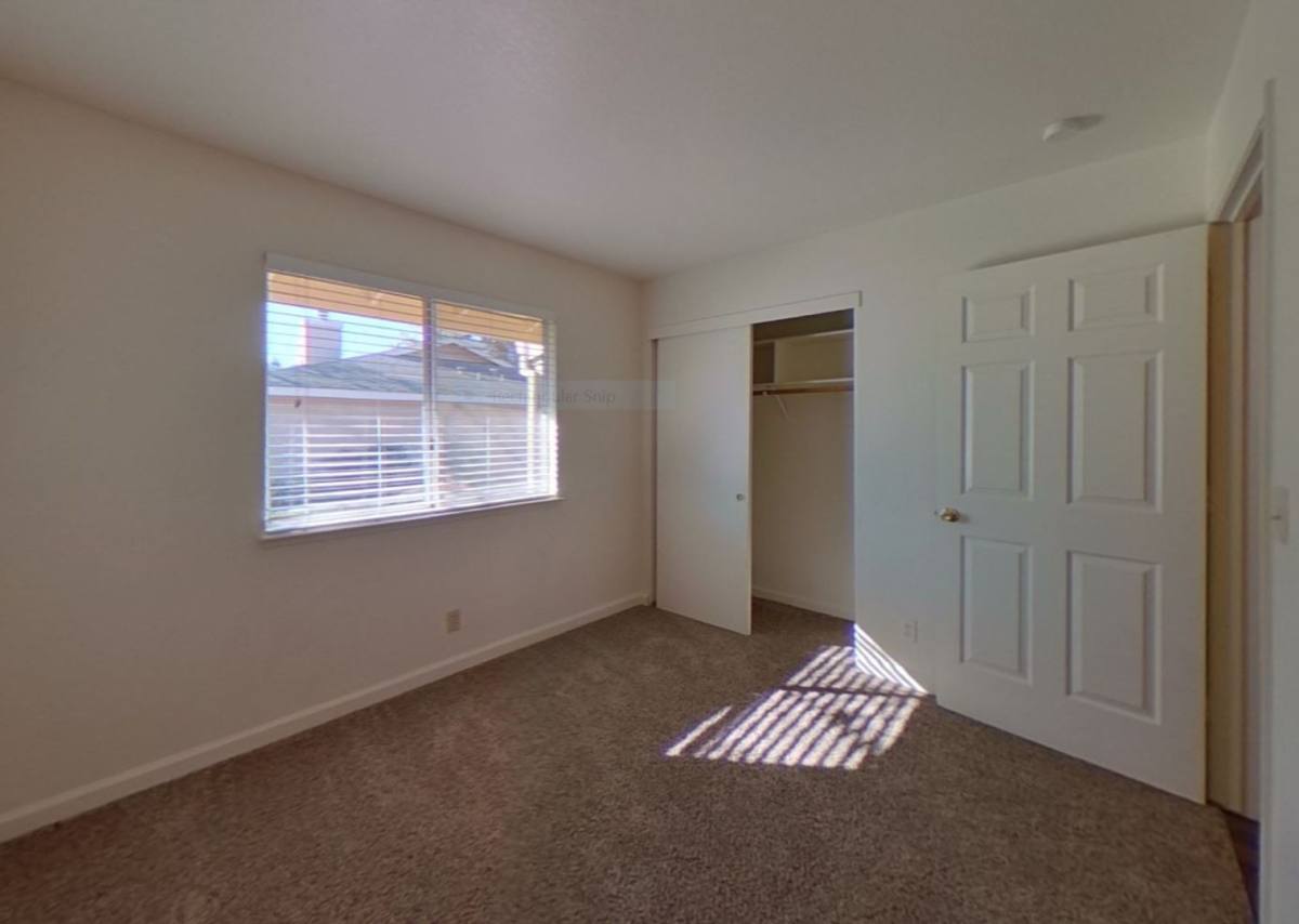 Apartment for rent at 9621 Webb St, Elk Grove, CA 95624