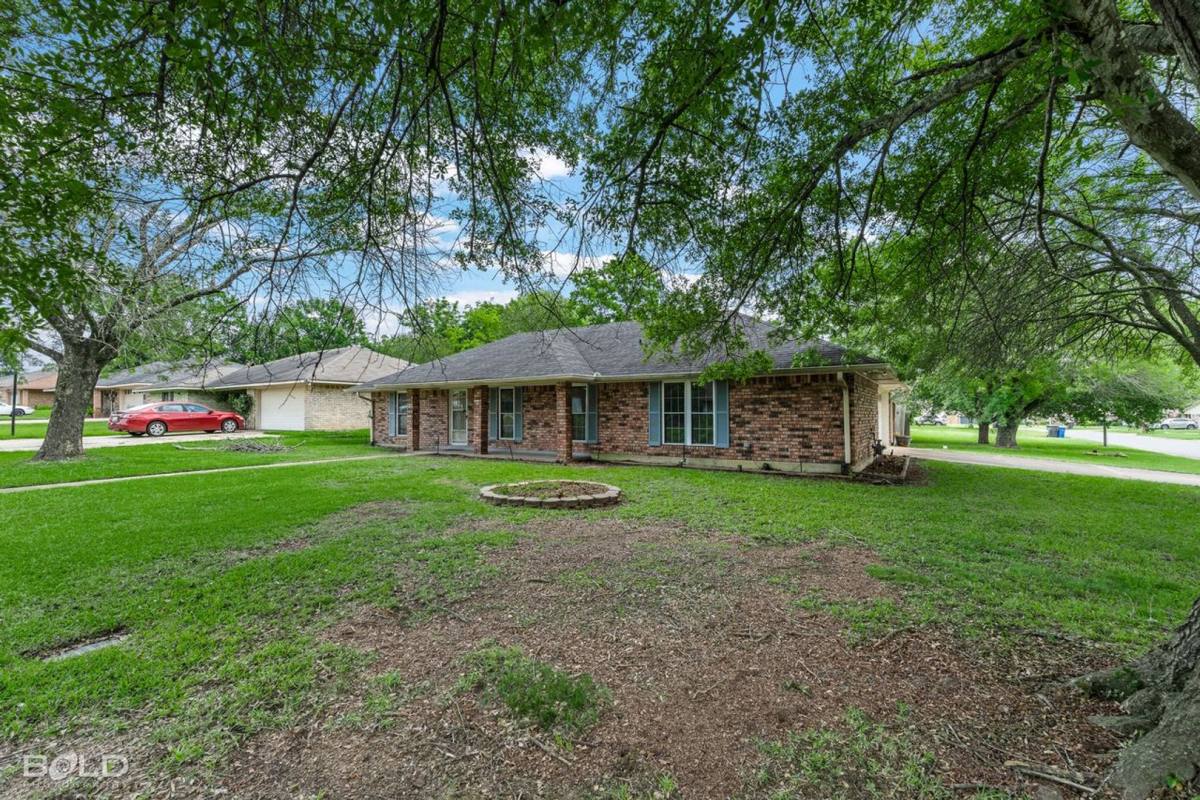 House for rent at 9202 Highcrest Dr, Shreveport, LA 71118