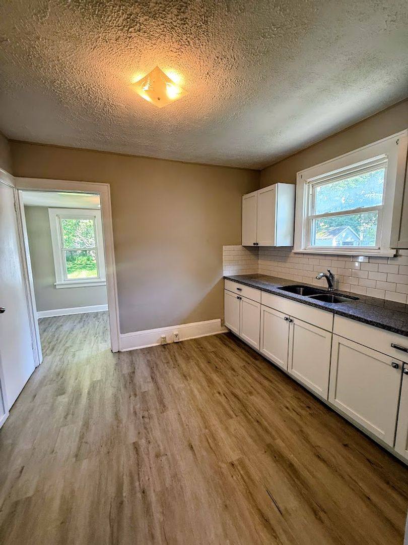 House for rent at 751 Merton Ave, Akron, OH 44306
