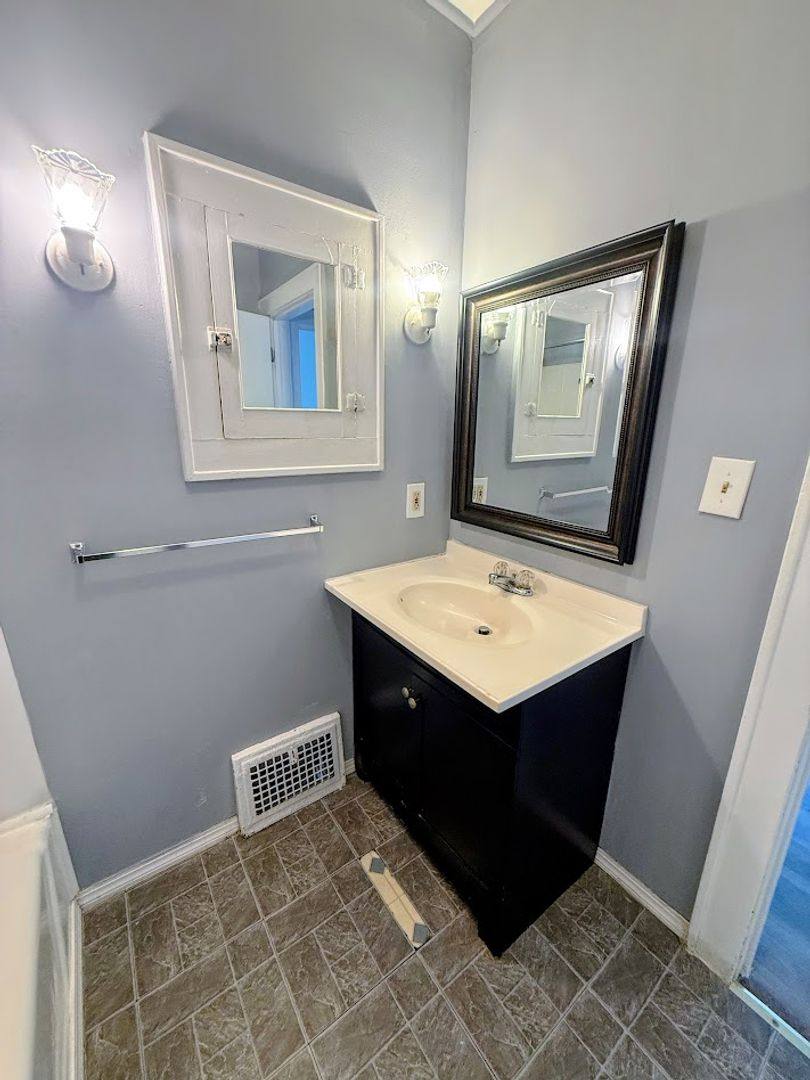 House for rent at 751 Merton Ave, Akron, OH 44306