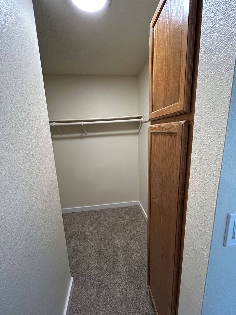 Apartment for rent at 5505 15th Ave NE, Seattle, WA 98105