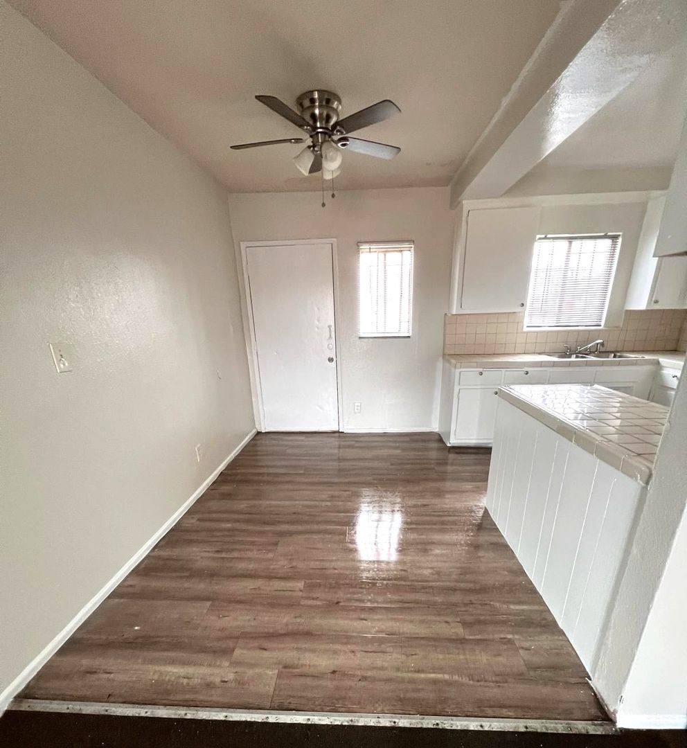 Apartment for rent at 12722 S Figueroa St, Los Angeles, CA 90061