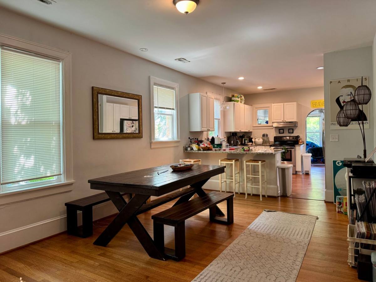 Apartment for rent at 905 W Peace St, Raleigh, NC 27605