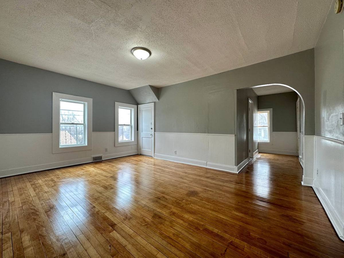 Apartment for rent at 318 27th Ave N, Minneapolis, MN 55411