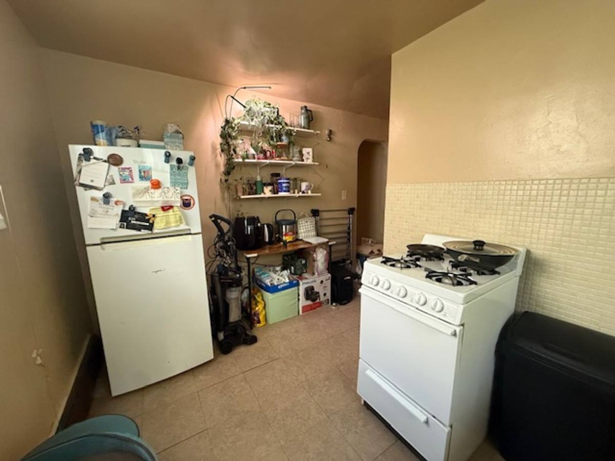 Apartment for rent at 606 E Elm, Urbana, IL 61802