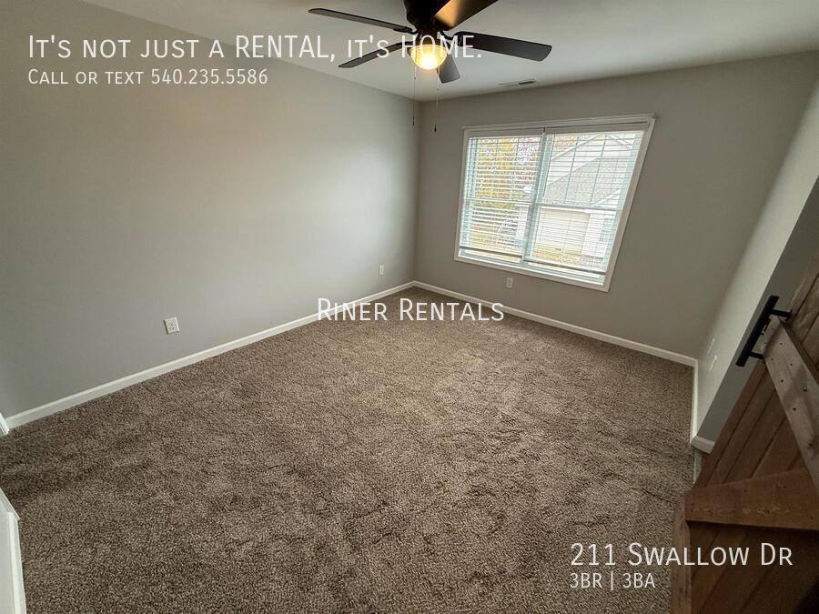 Townhouse for rent at 211 Swallow Dr, Elkton, VA 22827