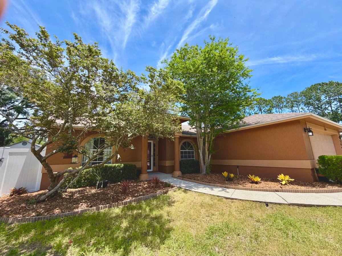 House for rent at 5360 N Lake Burkett Lane, Winter Park, FL 32792