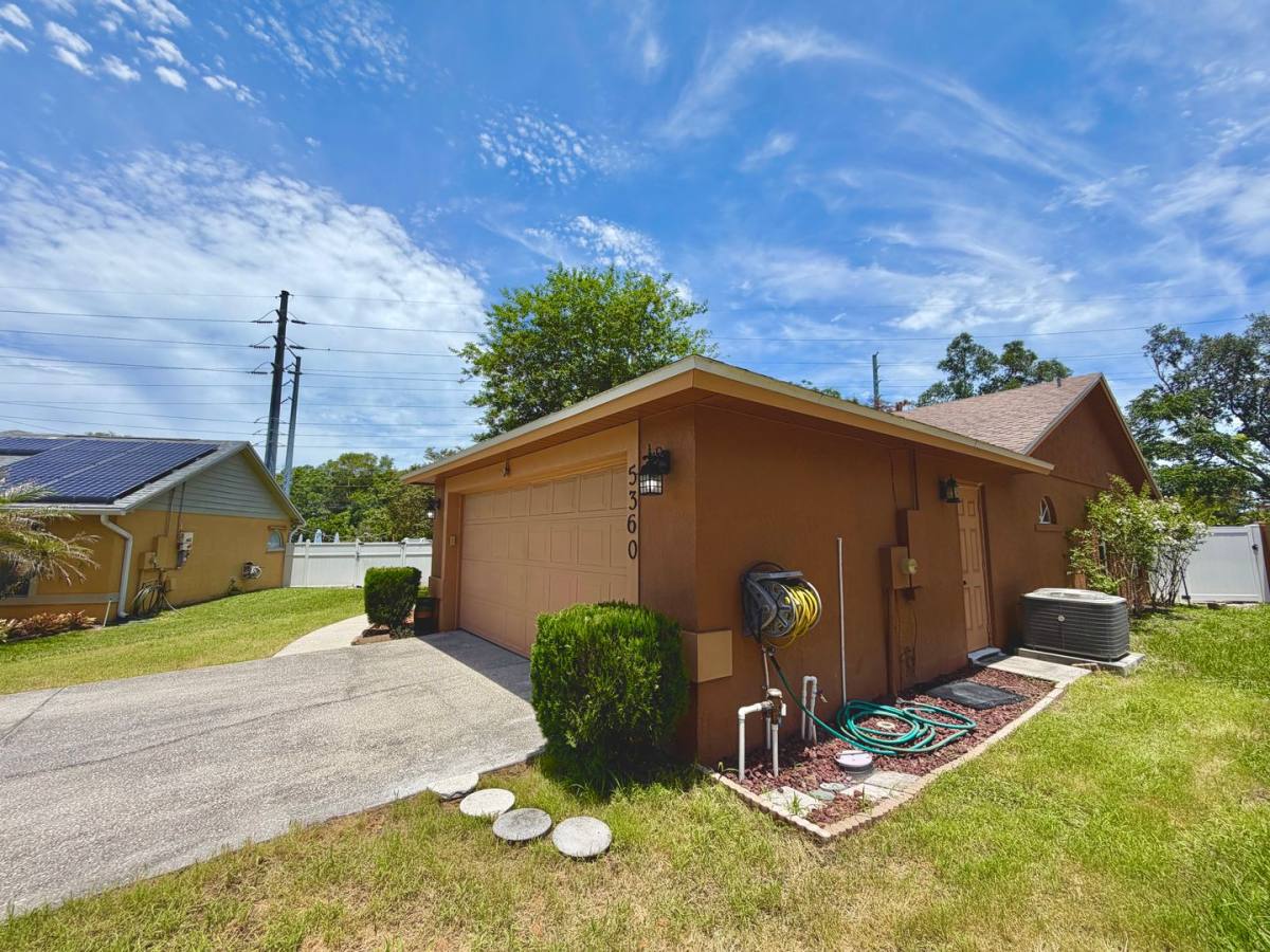 House for rent at 5360 N Lake Burkett Lane, Winter Park, FL 32792