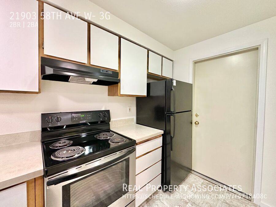 Townhouse for rent at 21903 58th Ave W- 3G, Mountlake Terrace, WA 98043