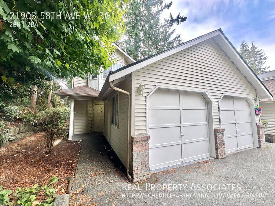 Townhouse for rent at 21903 58th Ave W- 3G, Mountlake Terrace, WA 98043