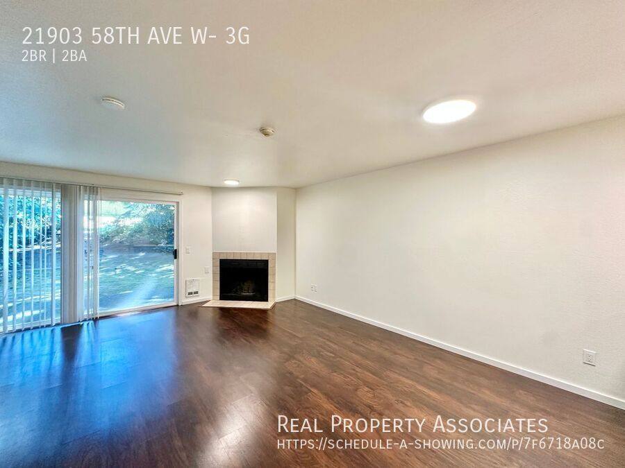 Townhouse for rent at 21903 58th Ave W- 3G, Mountlake Terrace, WA 98043
