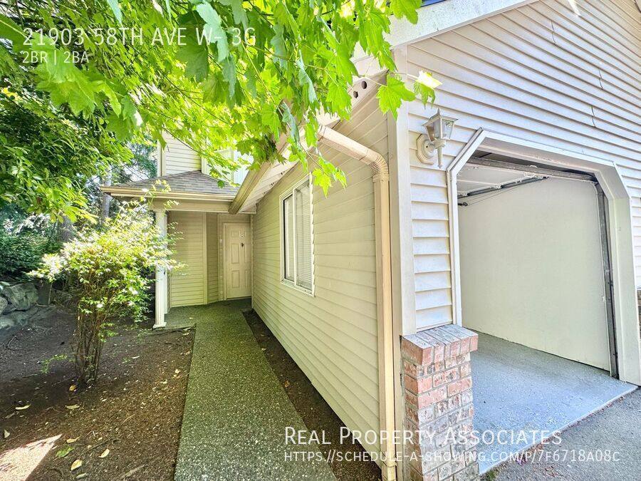 Townhouse for rent at 21903 58th Ave W- 3G, Mountlake Terrace, WA 98043