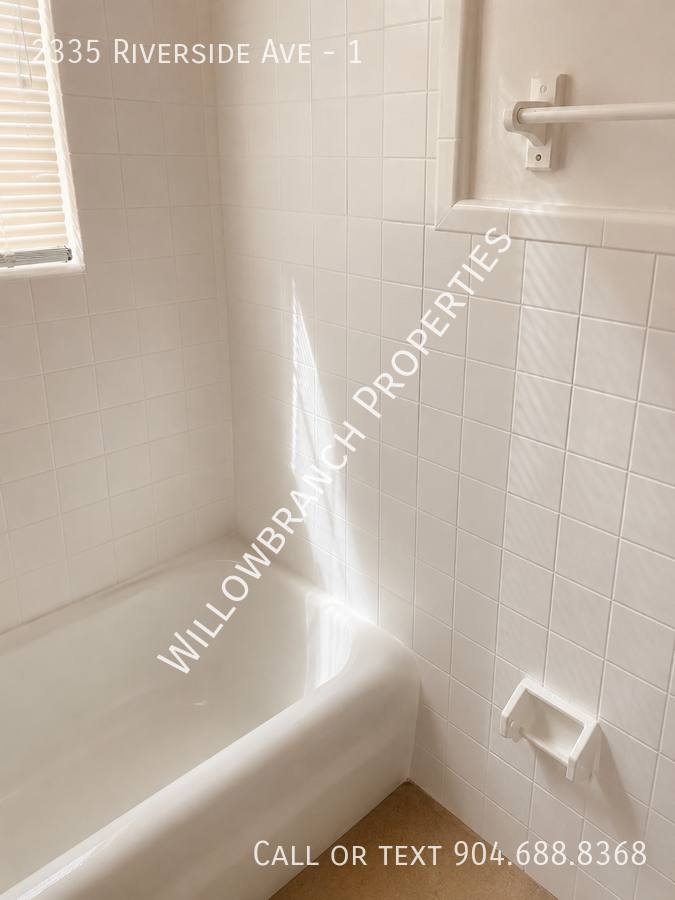 Apartment for rent at 2335 Riverside Ave #1, Jacksonville, FL 32204