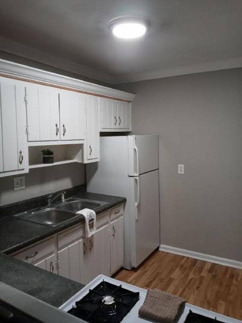 Apartment for rent at 1352 N Ave, Atlanta, GA 30307