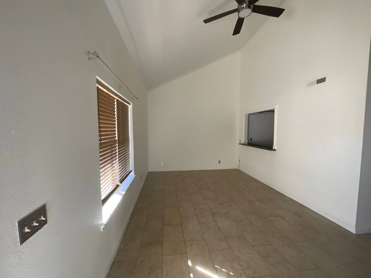 Condo for rent at 11140 Stratford Dr Bldg #12, Oklahoma City, OK 73120