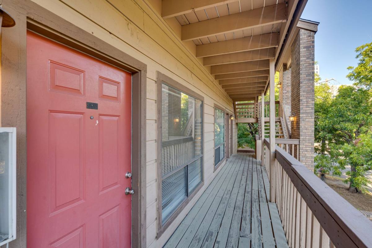 Apartment for rent at 2210 Pearl #203, Austin, TX 78705