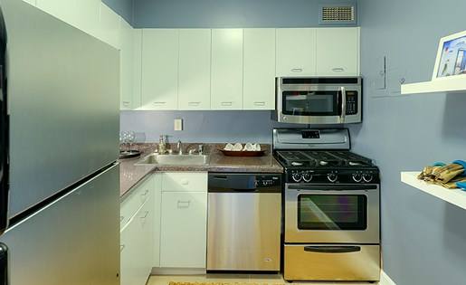 Apartment for rent at 1350 N Lake Shore Dr, Chicago, IL 60610